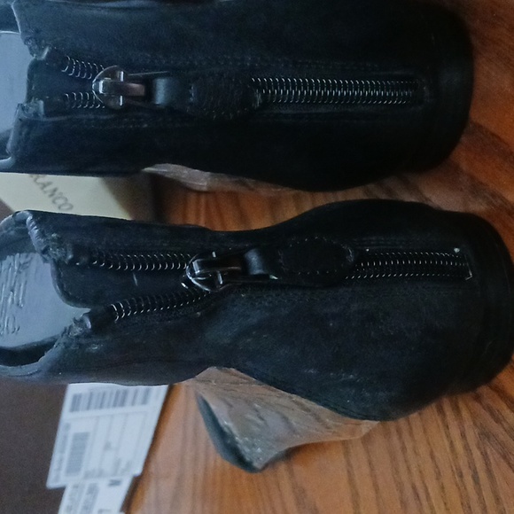 Woman's  Franco Sarto size 7 black sandles - Picture 4 of 8